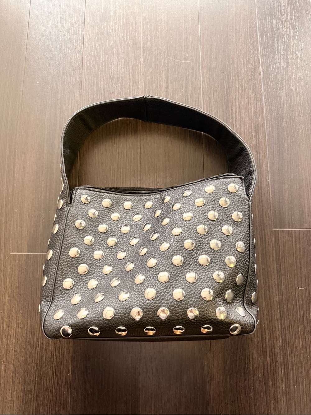 Source Unknown Black Leather Shoulder Bag with Silver Studs